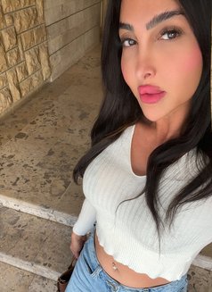 Kokita212 - Transsexual escort in Beirut Photo 3 of 4