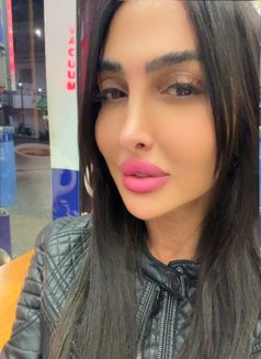 Kokita212 - Transsexual escort in Beirut Photo 4 of 4