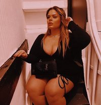 Koko Curvy - Transsexual escort in Toulon