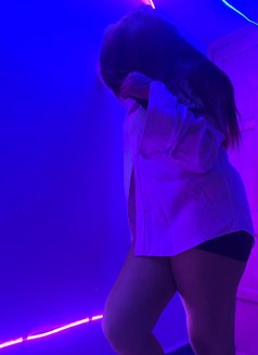 Kolkata Cam Session & Real Escort Servic - escort in Kolkata Photo 9 of 17