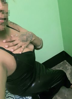 Kolkata Cam Session & Real Escort Servic - escort in Kolkata Photo 25 of 28