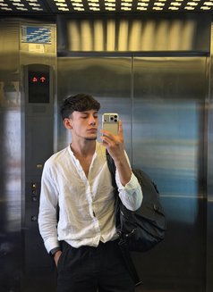 Kolya - Acompañantes masculino in Dubai Photo 5 of 14