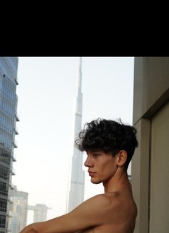 Kolya - Male escort in Dubai Photo 6 of 10