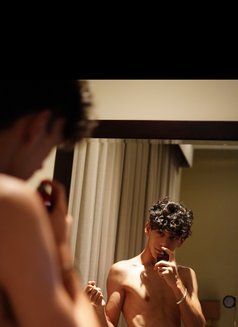 Kolya - Male escort in Dubai Photo 8 of 10