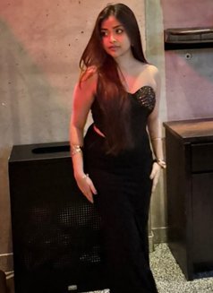 Koma꧁ Cam Queen 🧿 & Meet Gfe ༒꧂ 🥂, Esco - escort in Pune Photo 2 of 2