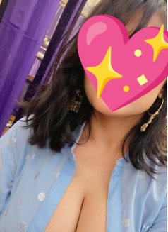 Komal Cam and Real Meet - escort in Hyderabad Photo 1 of 6