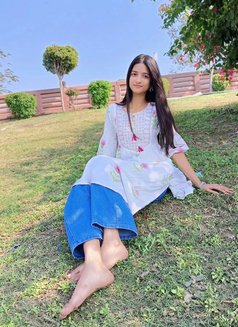 Komal (Cam & Meet) - escort in Ahmedabad Photo 1 of 5