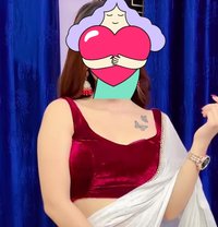 Komal Cam Sexy Real Meet - escort in Noida
