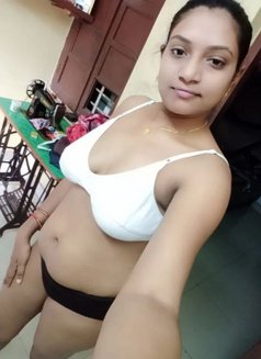 Komal Devi - escort agency in Chandigarh Photo 1 of 2