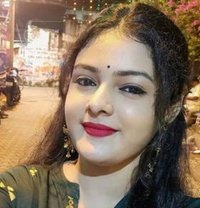Komal - escort in Pune