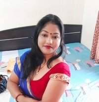 Anushka Escort Service - Agencia de putas in Coimbatore