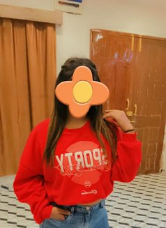 Komal Full Lustful & Decent Genuine Esco - puta in Pune Photo 1 of 2