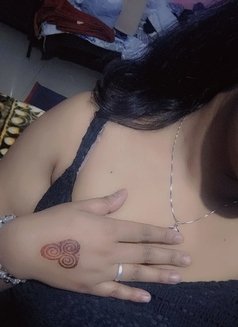 Pranti Singh 22+ College Girl - escort in New Delhi Photo 4 of 4