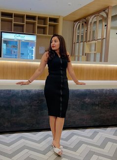 Komal Hotty - escort in Noida Photo 5 of 6