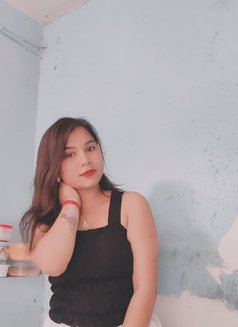 Komal Independent (Call Girl Escort) - escort in Noida Photo 2 of 11