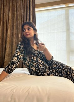 Komal⚜️(independent)cam@ Meet ⚜️, Escort - puta in Pune Photo 1 of 3