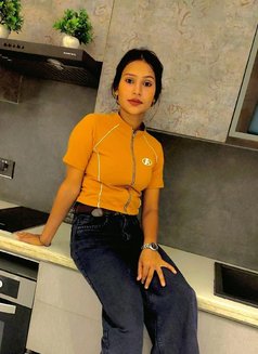 Komal Independent Girls - escort in Noida Photo 2 of 5