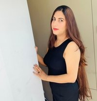 Komal Housewife - escort in New Delhi