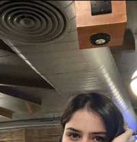 Komal - escort in Abu Dhabi
