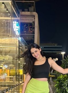 Komal - escort in Abu Dhabi Photo 10 of 10