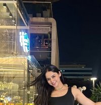 Komal - escort in Abu Dhabi