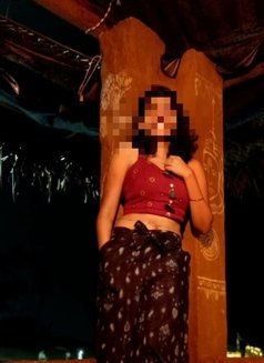 Anusika ❣️real meet & cam available ❣️ - puta in Bangalore Photo 3 of 3