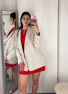 Komal - escort in Dubai Photo 5 of 6
