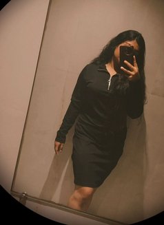 Komal - escort in Gurgaon Photo 3 of 3