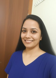 Komal - escort in Hyderabad Photo 3 of 3