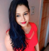 Komal Cam session and meet - escort in Hyderabad Photo 2 of 3