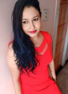 Komal Cam session and meet - escort in Hyderabad Photo 3 of 3