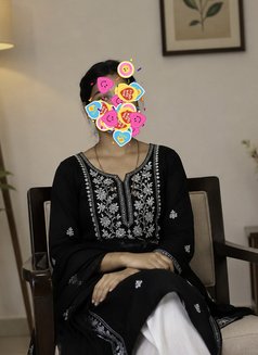 Komal - masseuse in Hyderabad Photo 4 of 4
