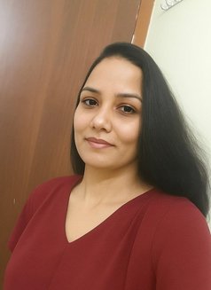 Komal - escort in Kolkata Photo 1 of 1