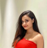 Komal - escort in Mumbai Photo 1 of 1