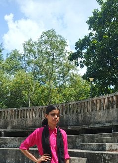 Komal - escort in Mumbai Photo 1 of 5
