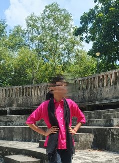 Komal - escort in Mumbai Photo 7 of 8