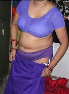 Komal - adult performer in Pune Photo 1 of 1