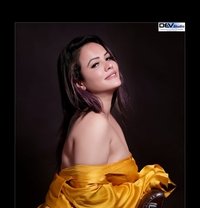 Komal - escort in Singapore