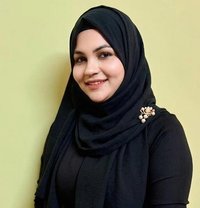 Niha shahu - escort in Surat