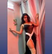 Komal - escort in Thane