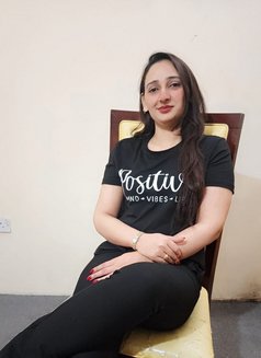 Komal Indian - escort in Dubai Photo 2 of 8