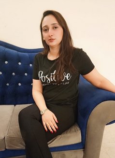 Komal Indian - escort in Dubai Photo 4 of 8