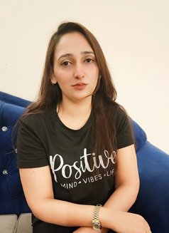 Komal Indian - escort in Dubai Photo 5 of 8