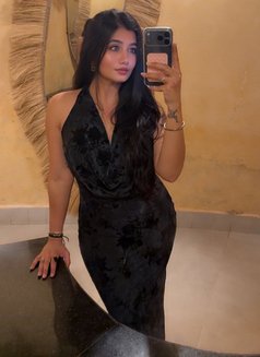 Komal Indian Sex Queen - escort in Abu Dhabi Photo 1 of 4