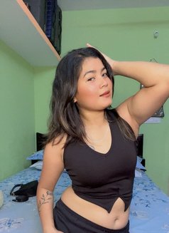 Komal - adult performer in Bangalore Photo 7 of 7