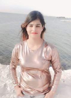 Komal Pakistani Muscat - escort in Muscat Photo 6 of 7