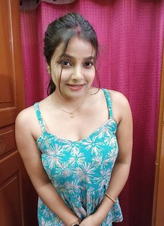 Komal Sharma - escort in Pune Photo 2 of 2