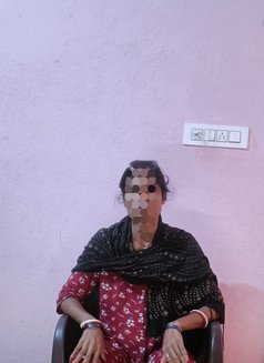 Komal Singh - escort in Hyderabad Photo 4 of 4