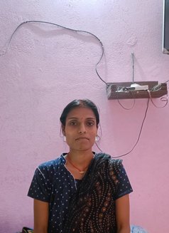 Komal Singh - puta in Mumbai Photo 1 of 1