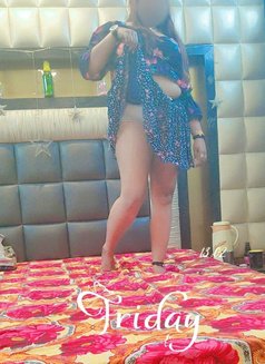 Komal Singh - escort in New Delhi Photo 3 of 7